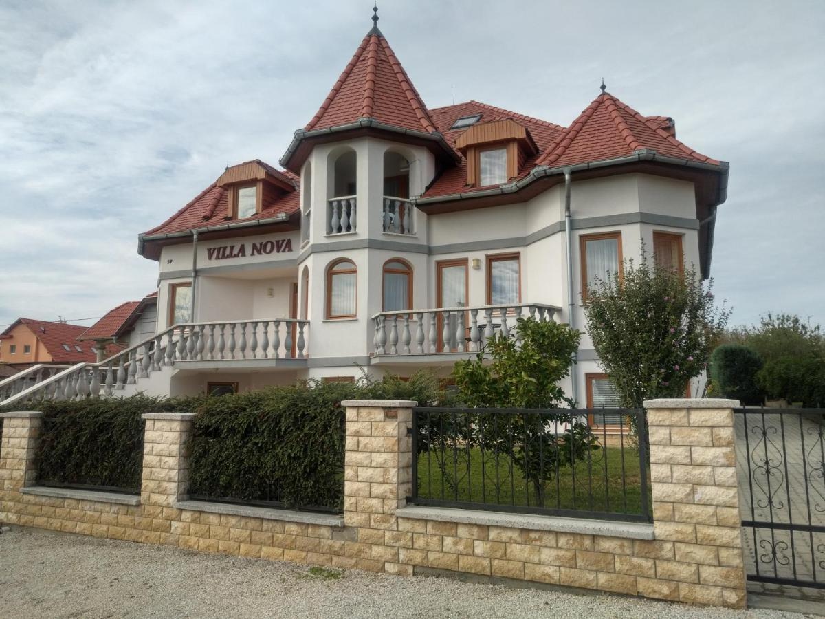 Villa Nova Heviz Exterior photo